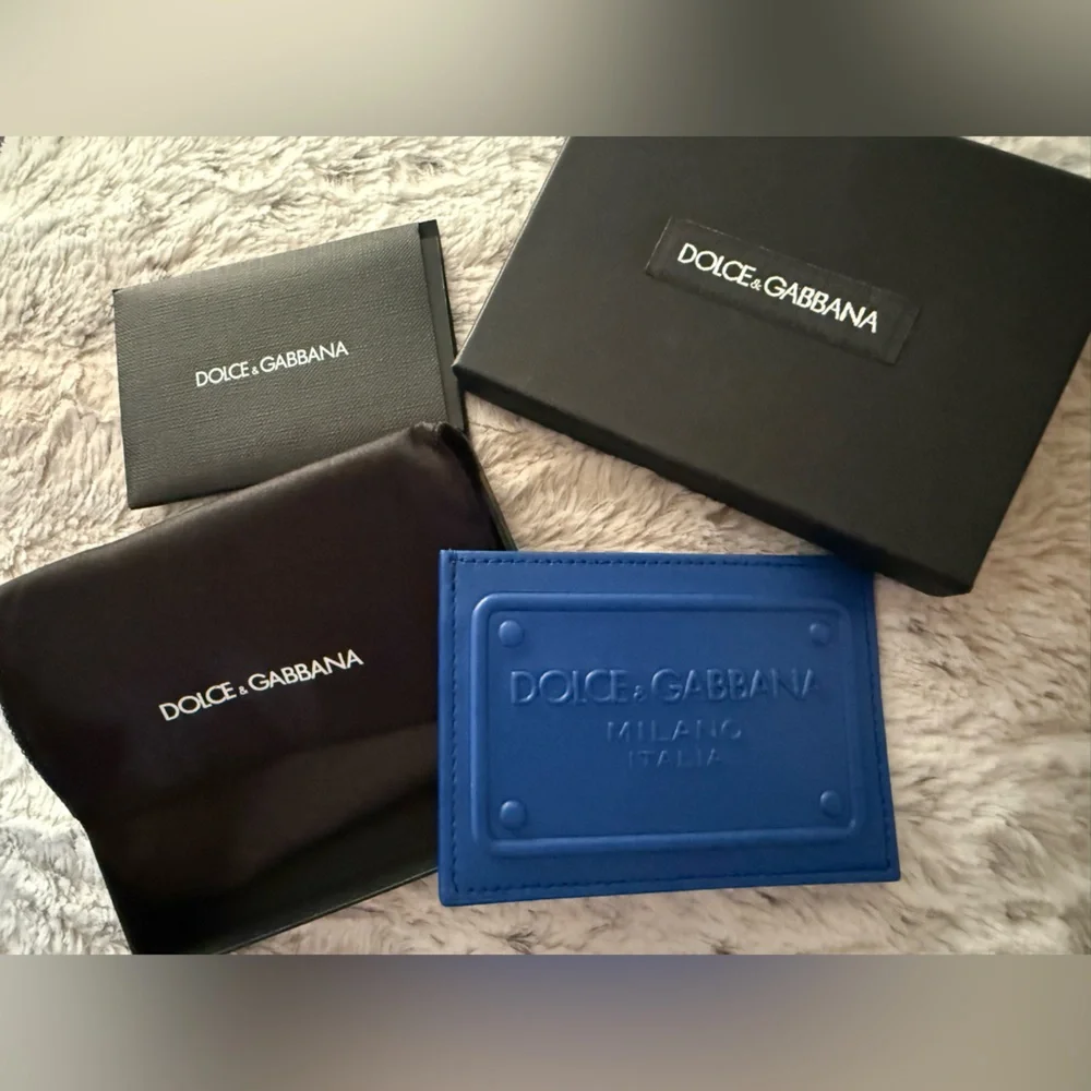 DOLCE & GABBANA RAISED LOGO CALFSKIN CARDHOLDER-Unisex